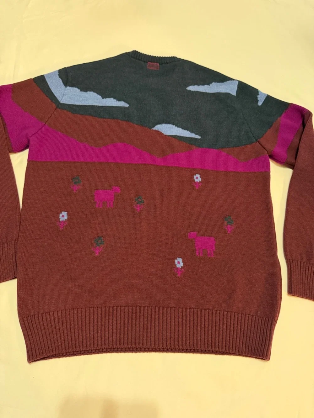 Sheep Inc. Ultra-Fine Merino Wool  Sweater L - Picture 9 of 9